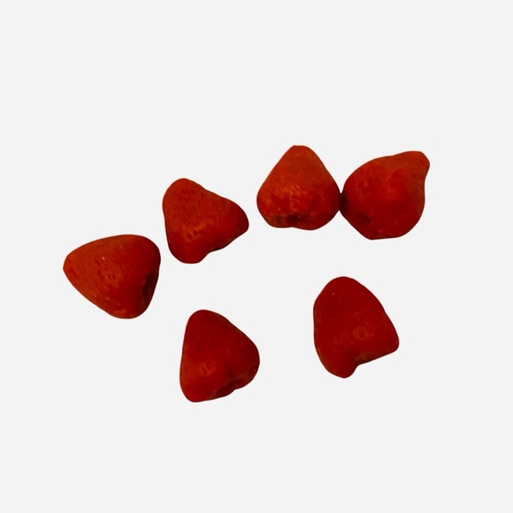 Nasco Replica Fake Faux Food 6 Loose Strawberries Strawberry Realistic Fresh Lot - Picture 1 of 7